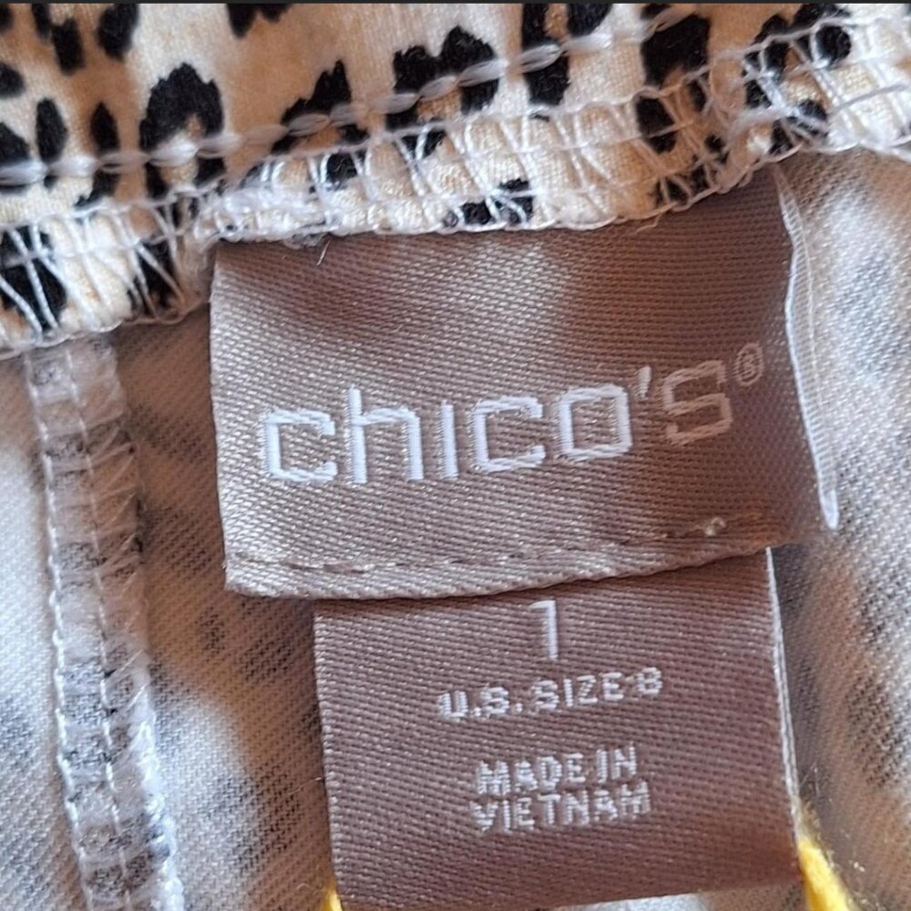 CHICO'S leopard print capri trousers, size1, medium. - Picture 6 of 7